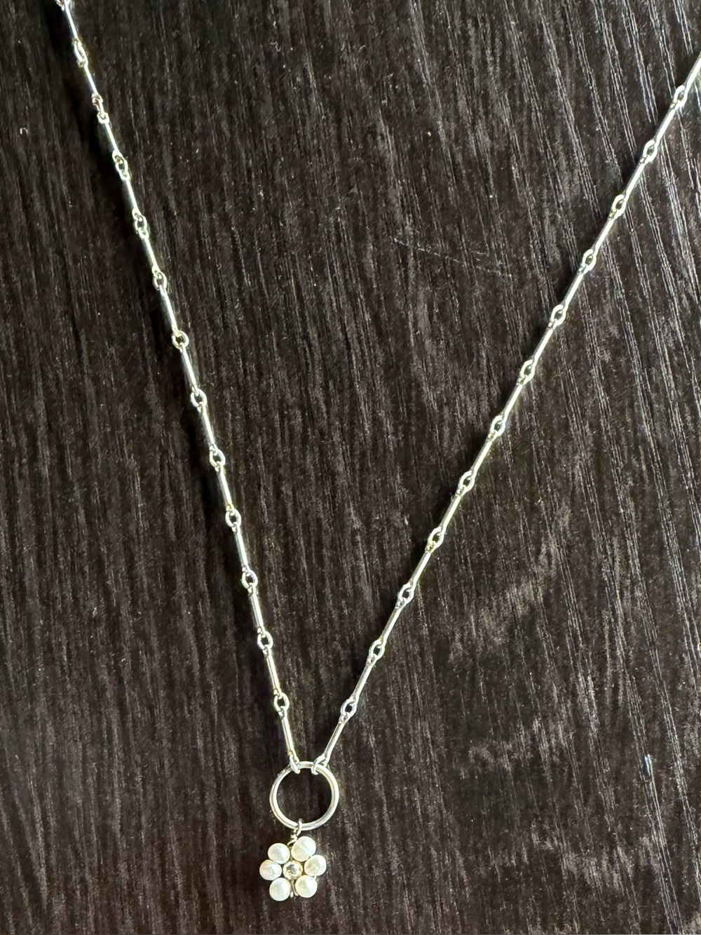 Delicate Silver Flower Pendant Necklace - Women's Jewelry-Daisy - Flor Del Sol